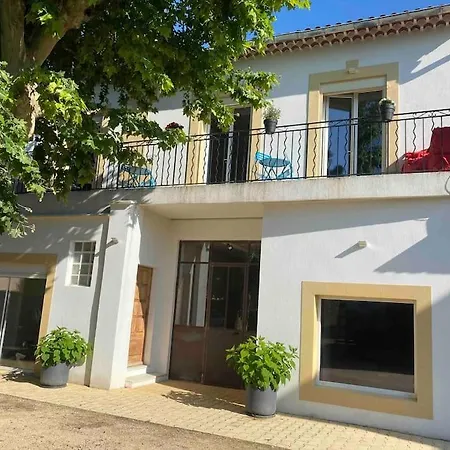 Apartment Location 1 Et Dependance En Supplement Infos Importantes Dans Un Mas Provencal Au Coeur Du Luberon