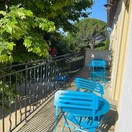 Apartment Location 1 Et Dependance En Supplement Infos Importantes Dans Un Mas Provencal Au Coeur Du Luberon *