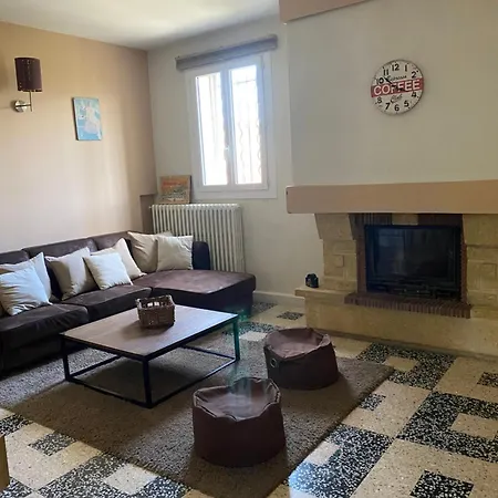 Location 1 Et Dependance En Supplement Infos Importantes Dans Un Mas Provencal Au Coeur Du Luberon Cavaillon