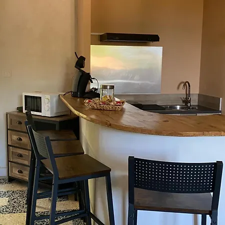 Location 1 Et Dependance En Supplement Infos Importantes Dans Un Mas Provencal Au Coeur Du Luberon